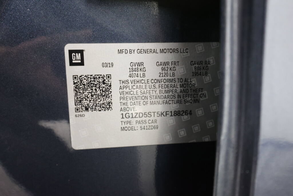 Used 2019 Chevrolet Malibu LT FWD image 40