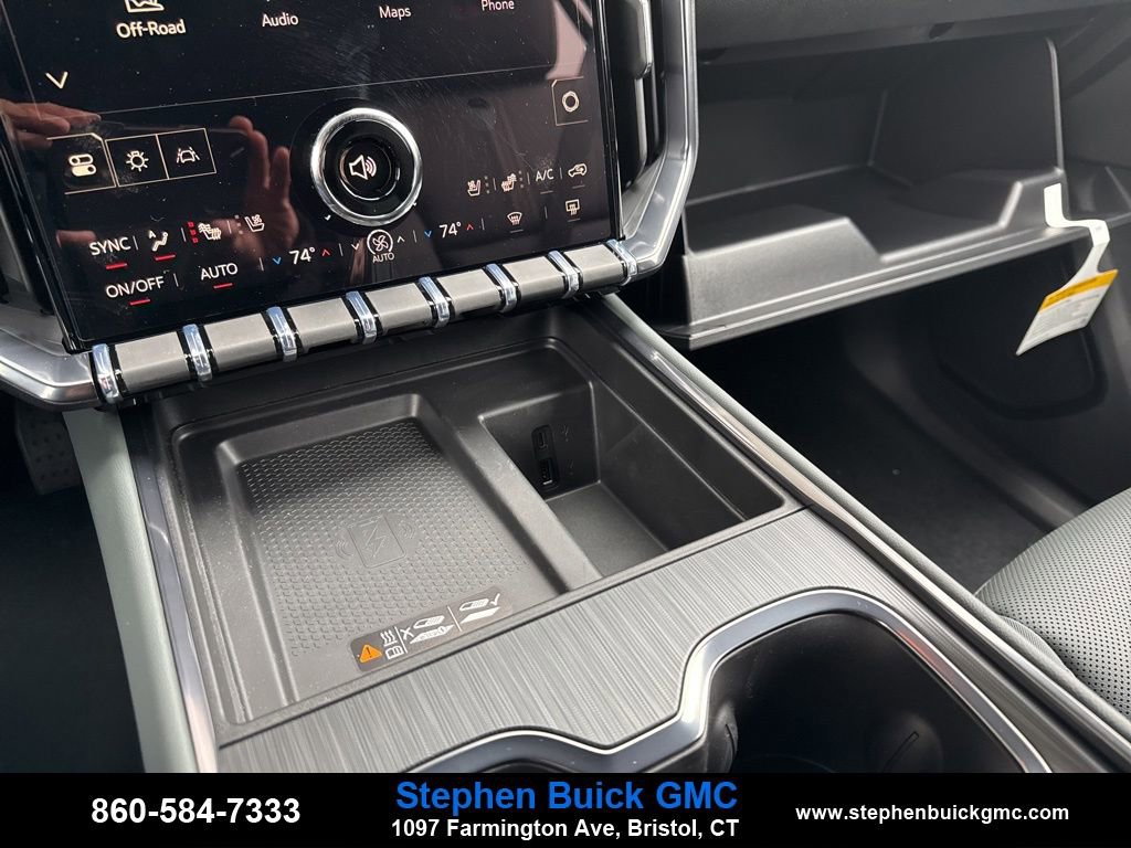 New 2026 GMC Acadia AT4 image 21