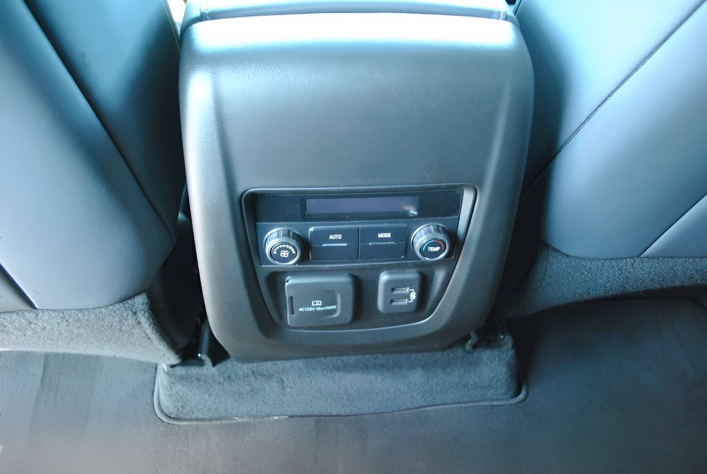 Used 2022 Buick Enclave Essence w/ Experience Buick Package AWD/4WD image 13