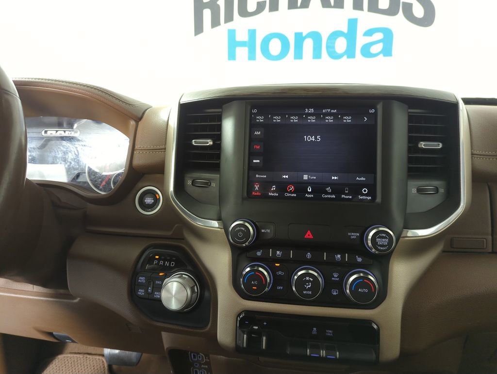 Used 2019 RAM 1500 Laramie image 13