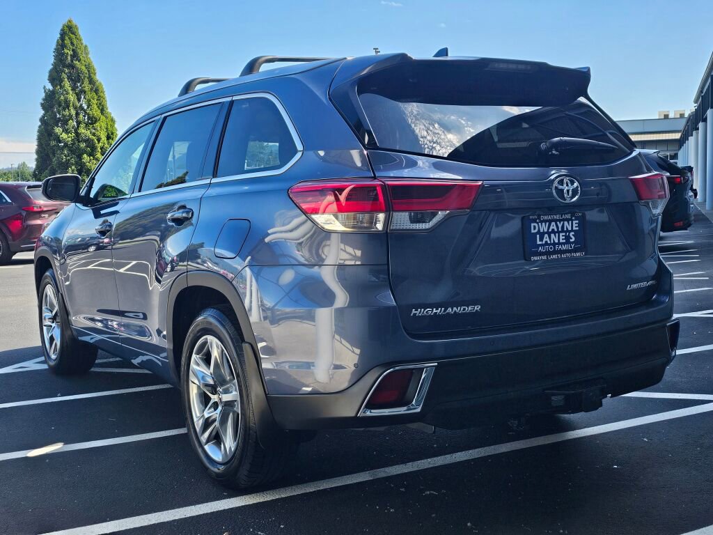 Used 2018 Toyota Highlander Limited AWD/4WD image 3