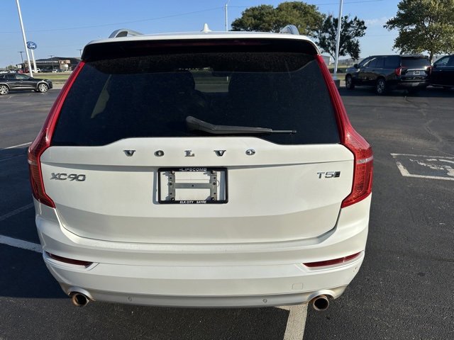 Used 2018 Volvo XC90 T5 Momentum w/ Convenience Package image 5