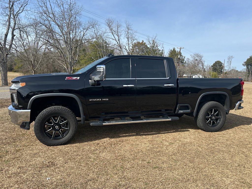 Used 2020 Chevrolet Silverado 2500 LTZ image 8