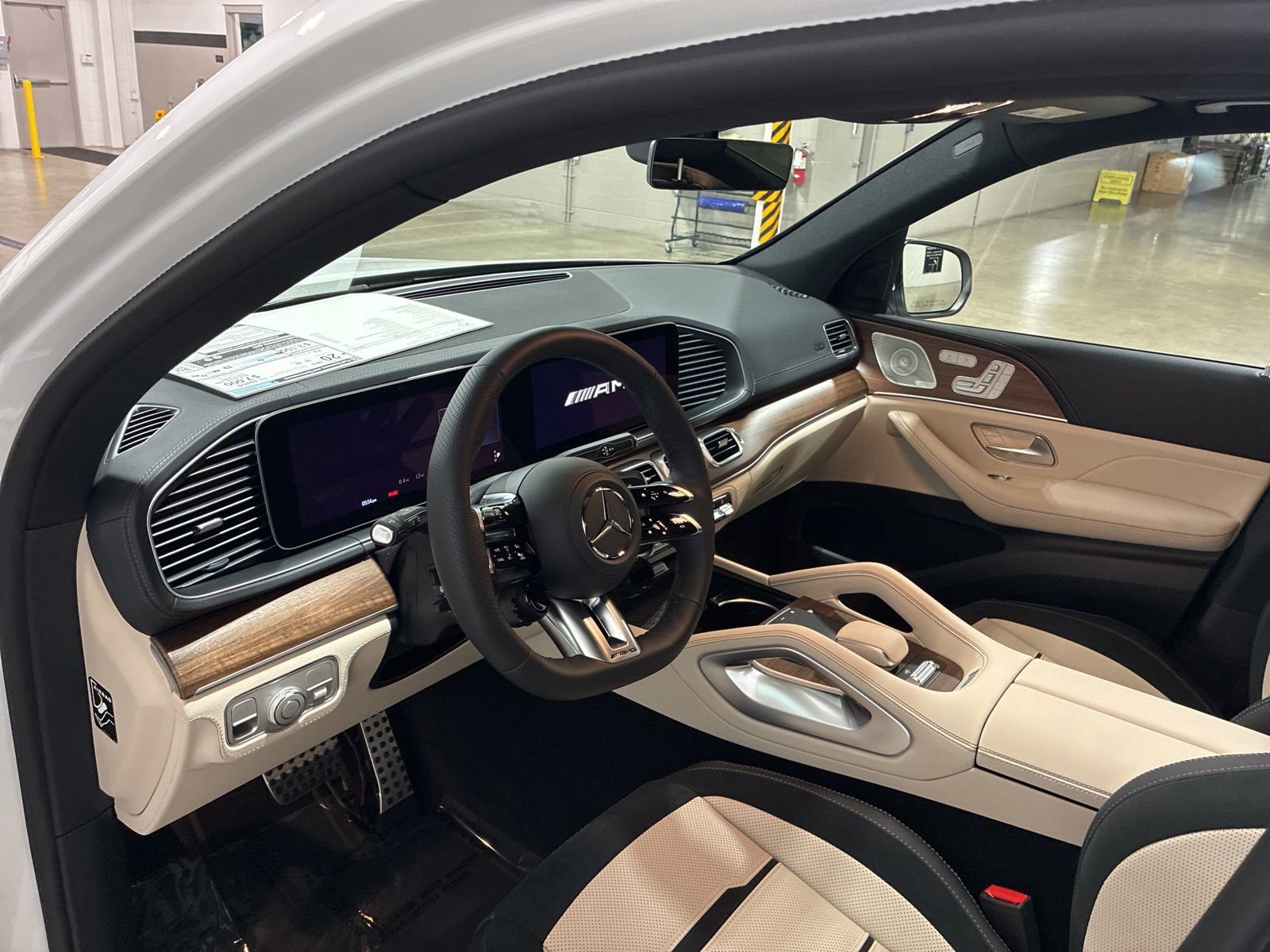 New 2026 Mercedes-Benz GLE 53 AMG 4MATIC image 9