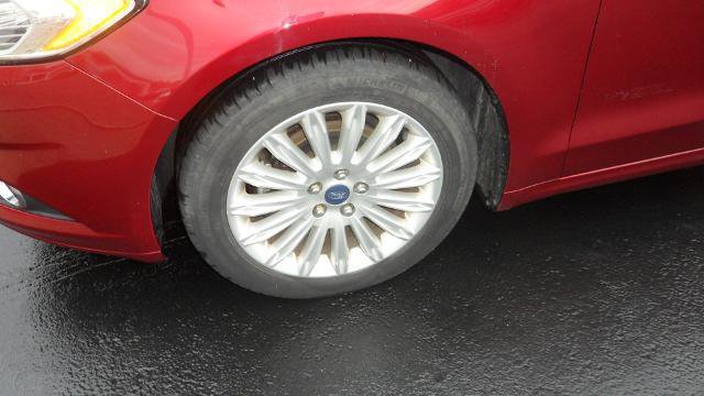 Used 2013 Ford Fusion SE image 9