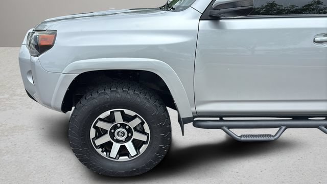 Used 2019 Toyota 4Runner TRD Off-Road AWD/4WD image 33