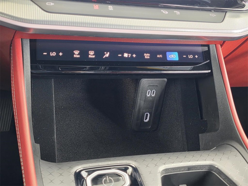 New 2025 Jeep Wagoneer Launch Edition image 31