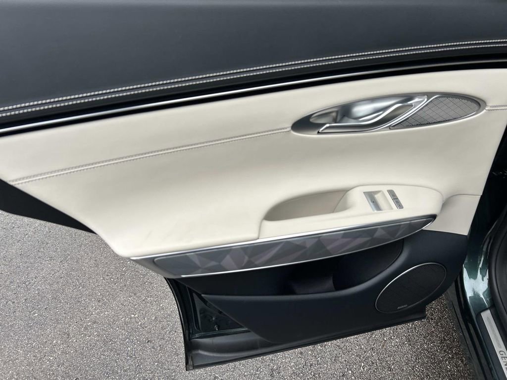 Used 2023 Genesis GV70 3.5T Sport w/ Sport Advanced Package image 24