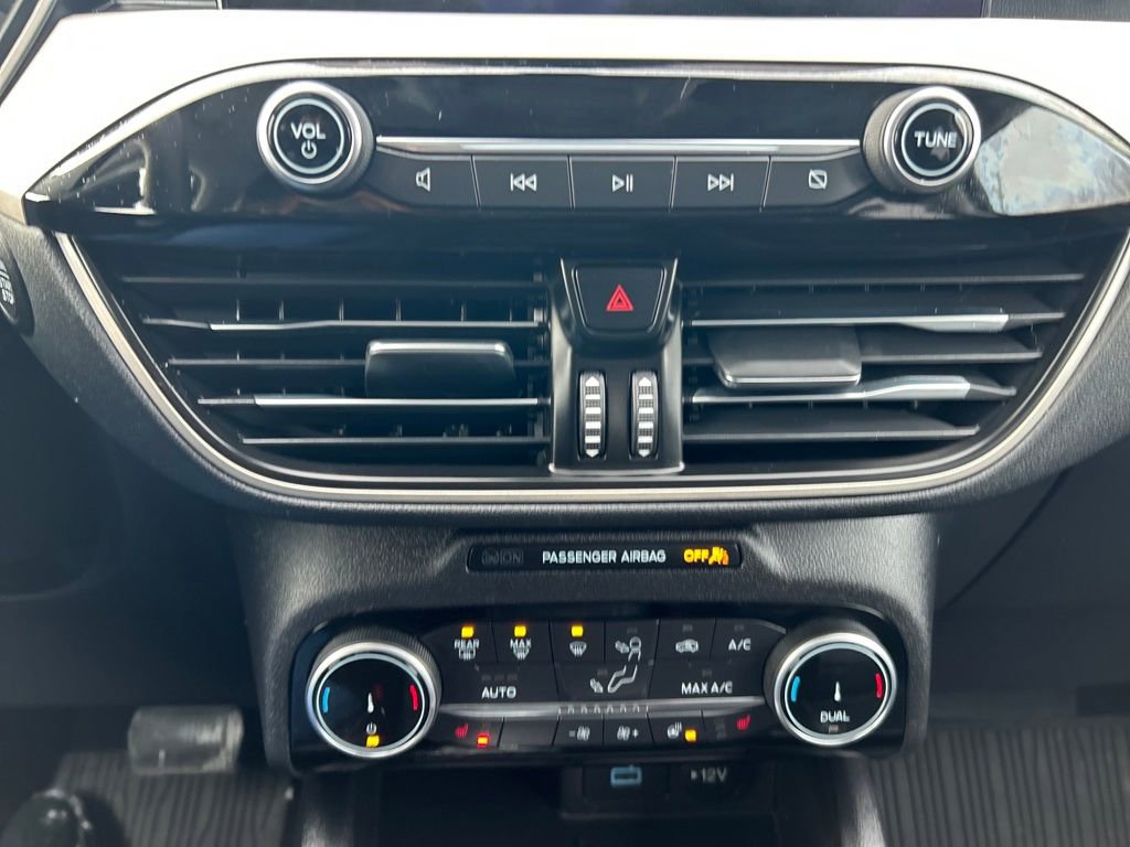 Used 2022 Ford Escape SEL image 26