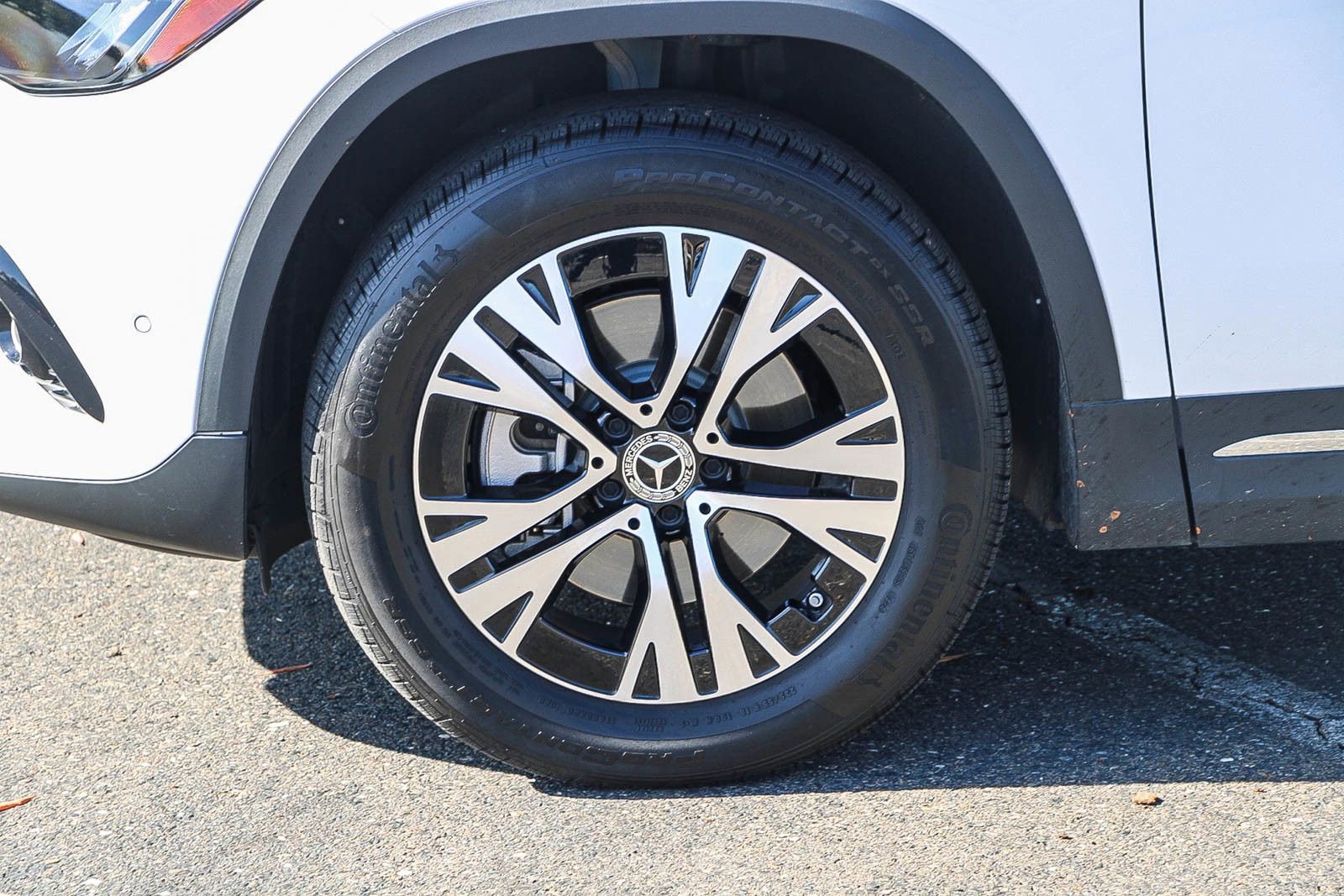 Certified 2025 Mercedes-Benz GLA 250 4MATIC image 9