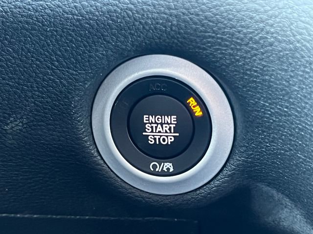 New 2026 Chrysler Pacifica Select image 30