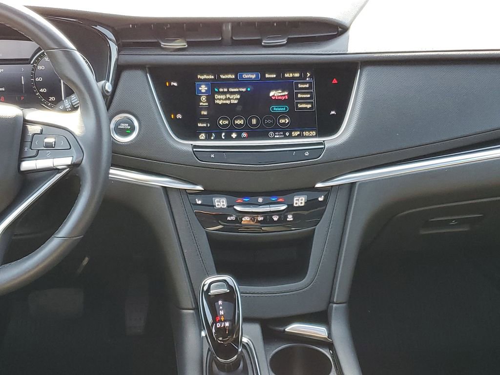 Used 2024 Cadillac XT6 Luxury w/ LPO, Floor Liner Package FWD image 24