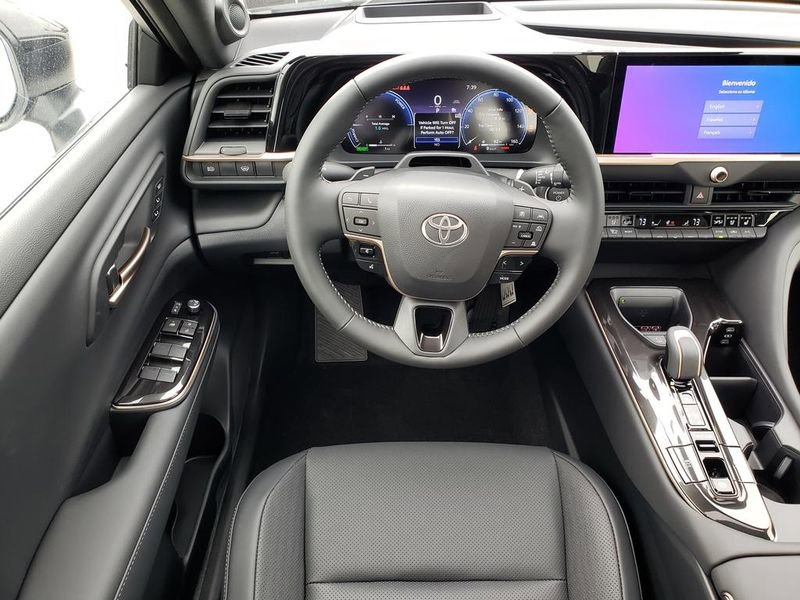 New 2026 Toyota Crown Platinum AWD/4WD image 9