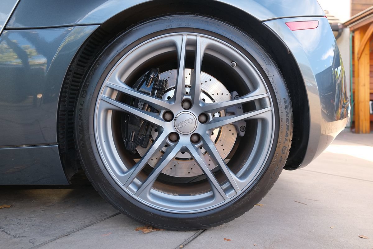 Used 2012 Audi R8 V8 AWD/4WD image 44