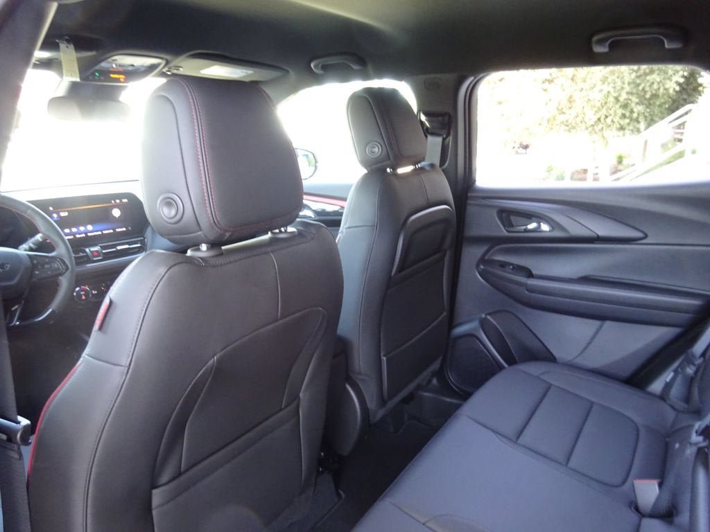 New 2026 Chevrolet TrailBlazer RS w/ Convenience Package FWD image 18
