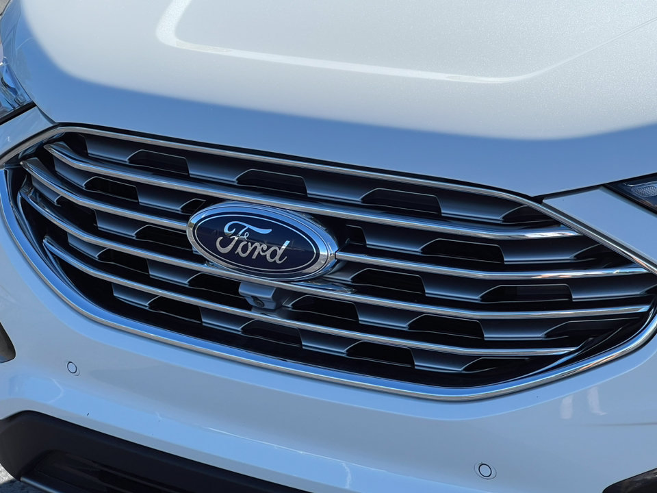 Certified 2020 Ford Edge Titanium w/ Equipment Group 301A AWD/4WD image 42