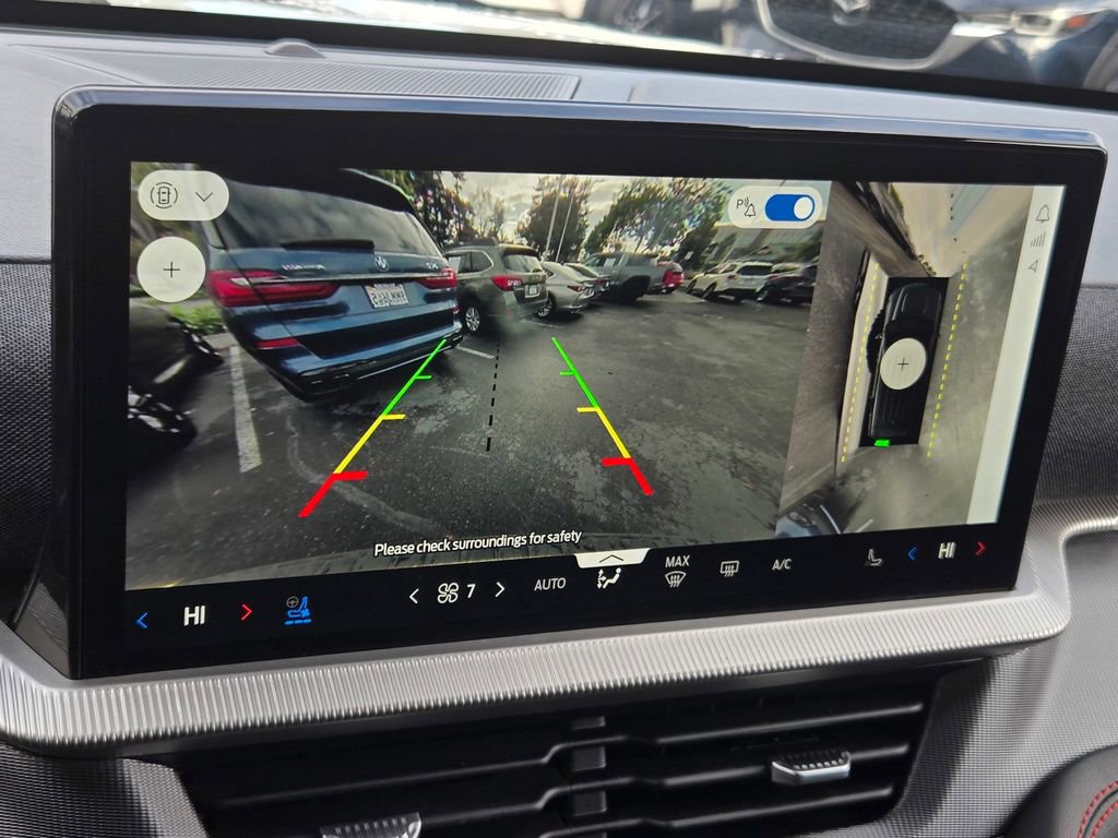 Used 2025 Ford Explorer ST image 18