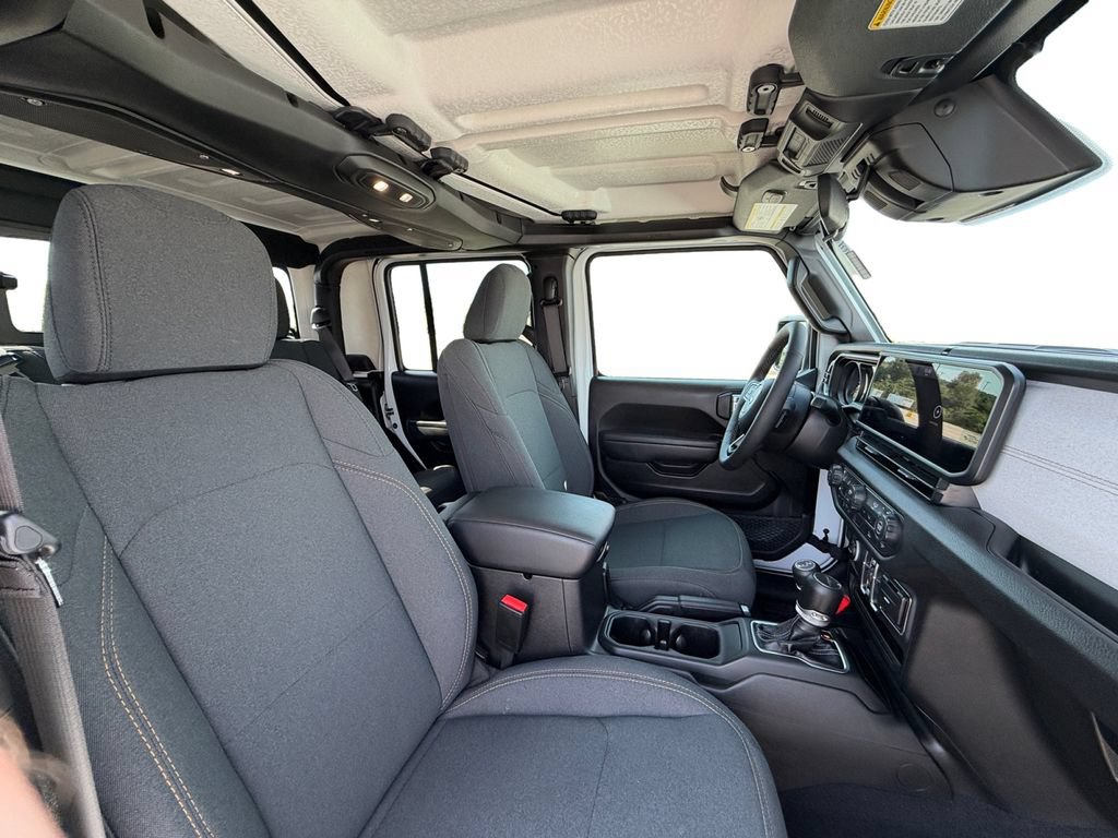 Used 2026 Jeep Gladiator Sport AWD/4WD image 27