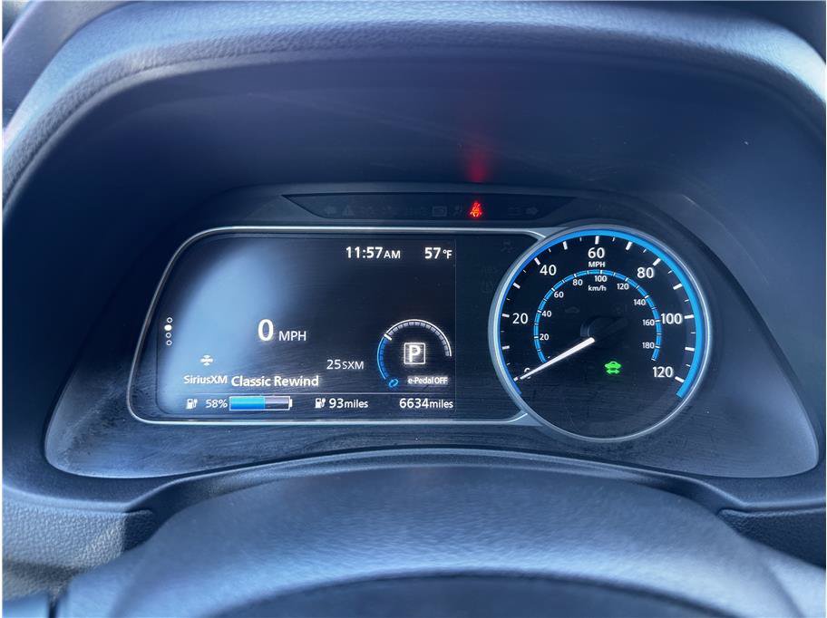 Used 2025 Nissan Leaf S FWD image 21