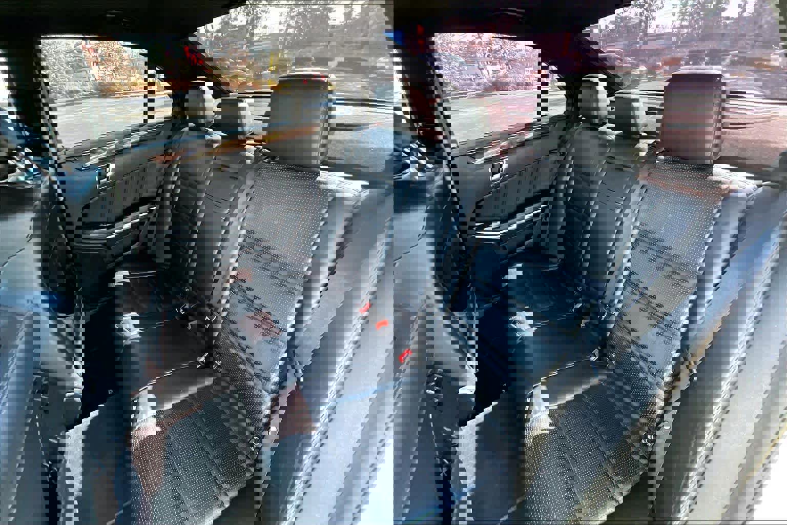 Used 2014 Mercedes-Benz E 63 AMG 4MATIC Sedan image 21