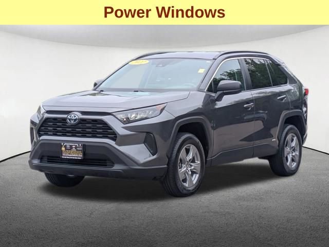 Used 2022 Toyota RAV4 LE AWD/4WD image 9