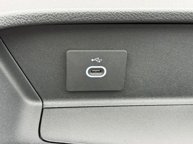 New 2026 Ford Transit 150 148 Medium Roof AWD image 12