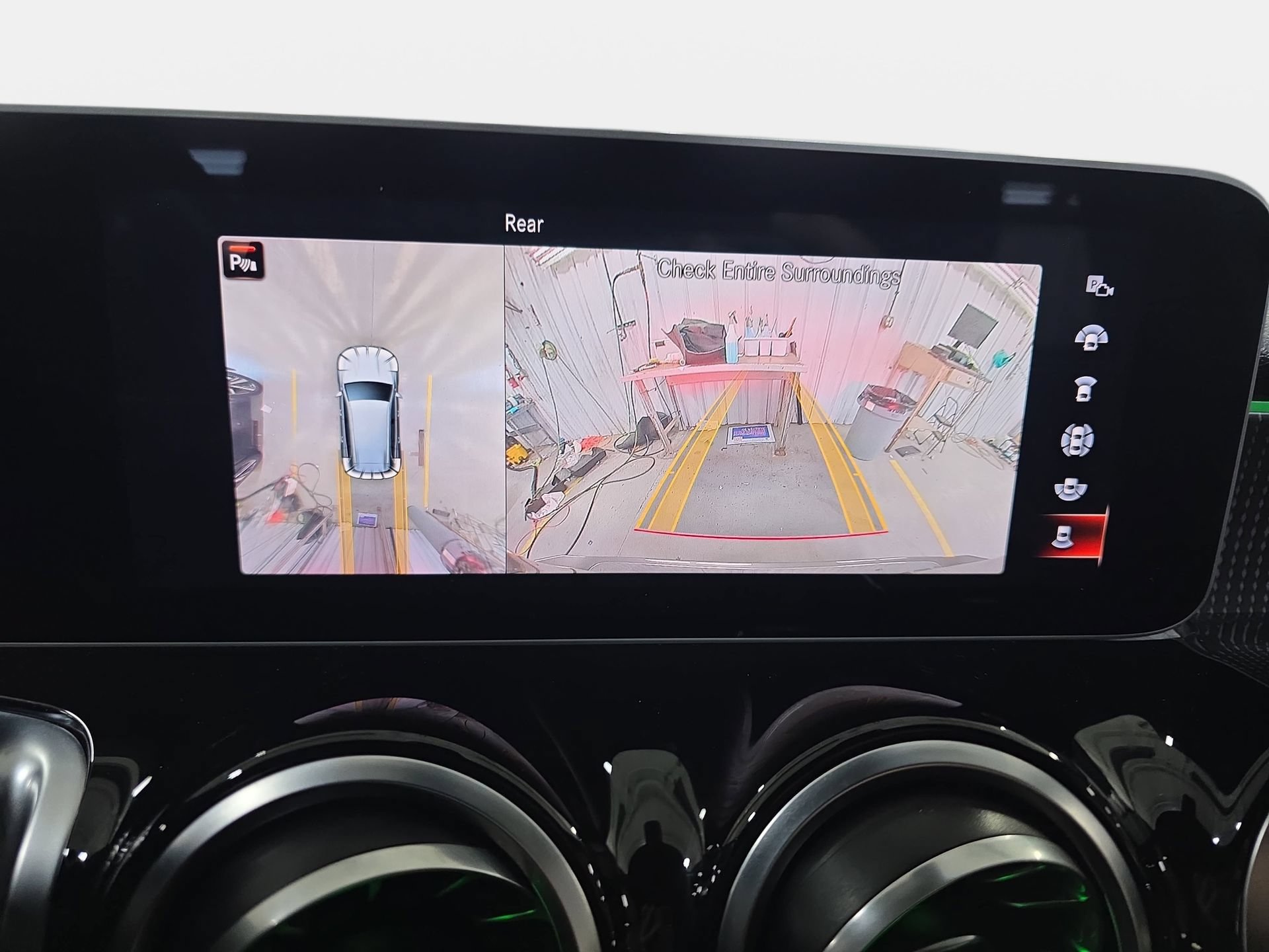 Used 2021 Mercedes-Benz GLB 250 image 23