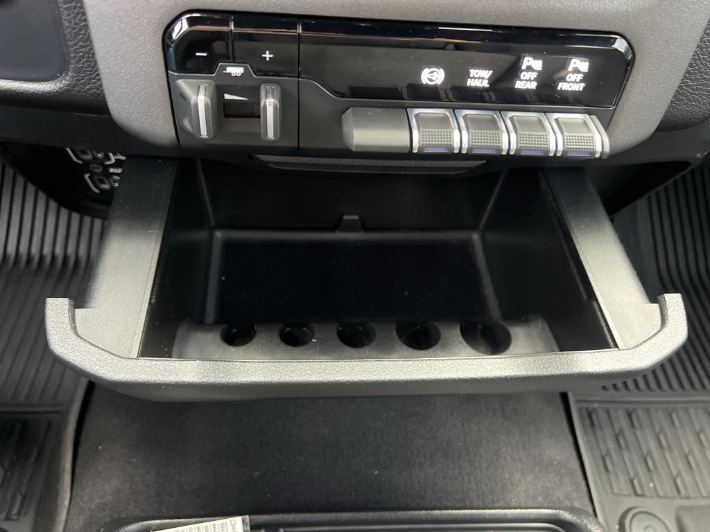 Used 2021 RAM 2500 Big Horn w/ Level 1 Equipment Group image 29