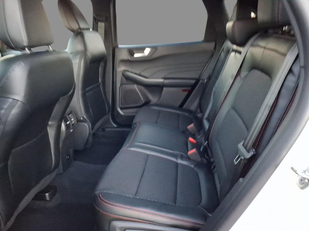 New 2026 Ford Escape ST-Line w/ Tech Pack #1 AWD/4WD image 5
