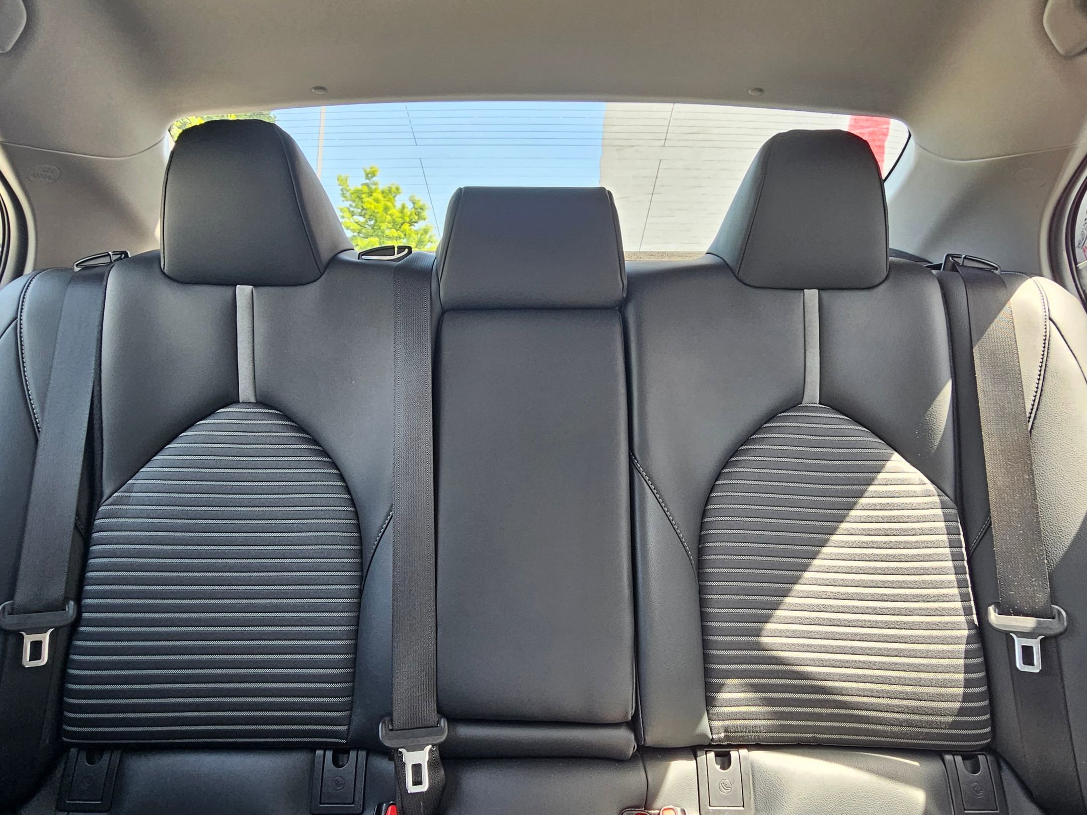 Used 2020 Toyota Camry SE w/ Convenience Package image 25
