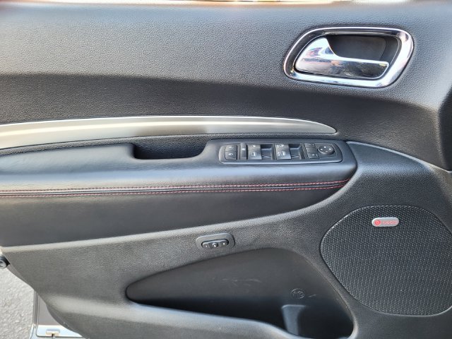 Used 2016 Dodge Durango R/T w/ Technology Group RWD image 21