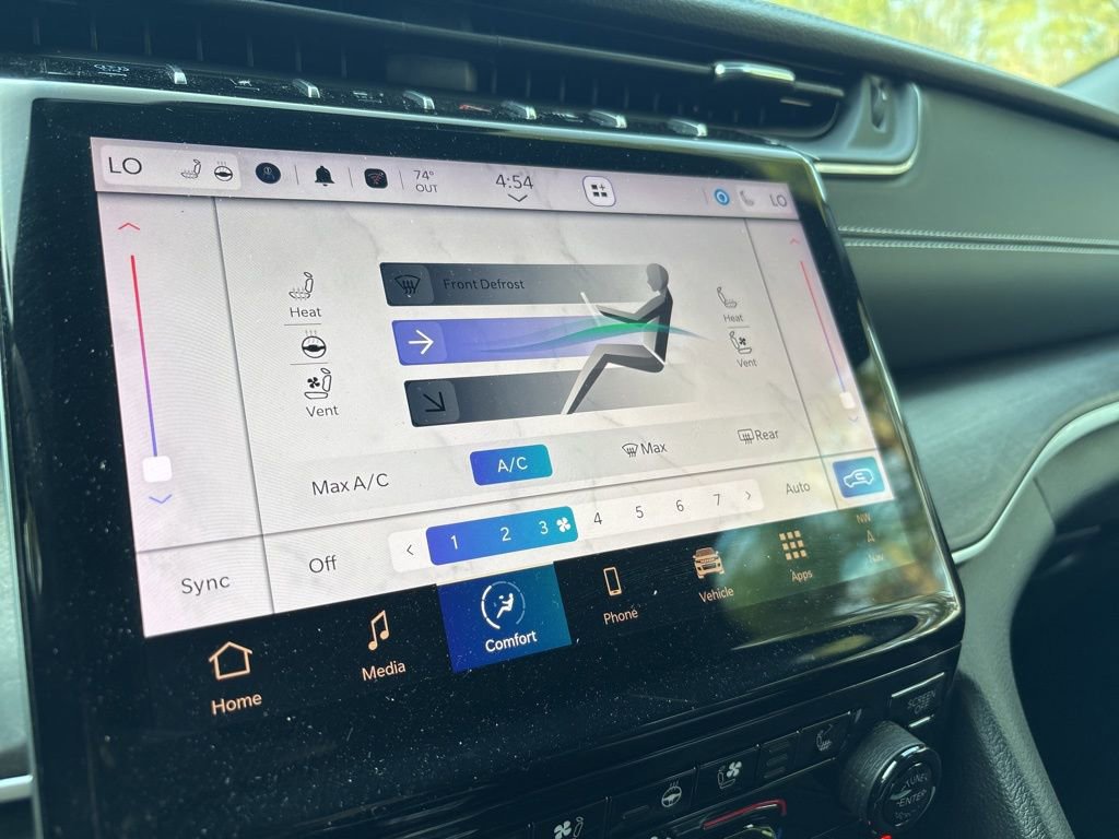 Used 2024 Jeep Grand Cherokee Limited 4xe image 28