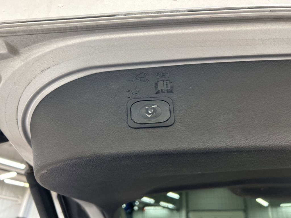 Certified 2017 Ford Escape SE w/ Equipment Group 201A AWD/4WD image 24