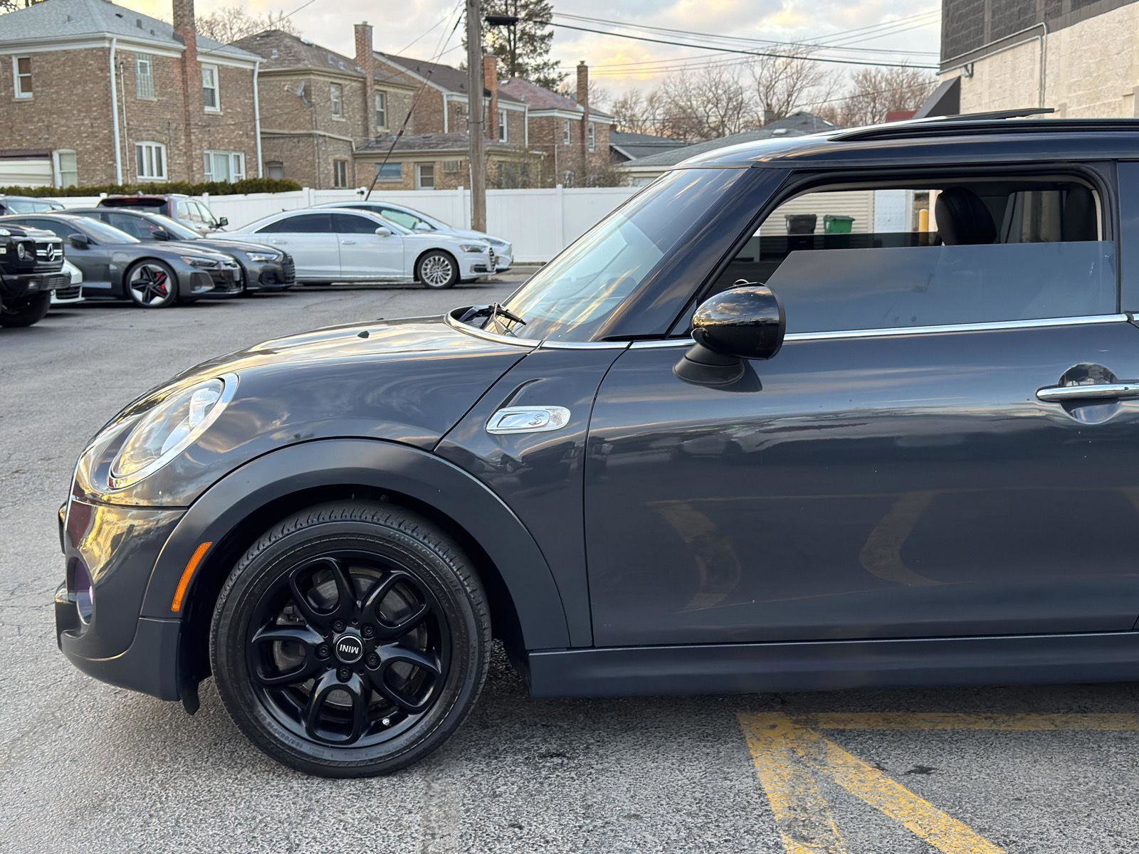 Used 2015 MINI Cooper S image 4