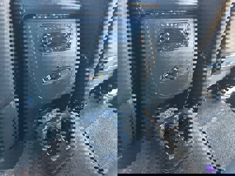 Used 2013 GMC Yukon Denali image 29