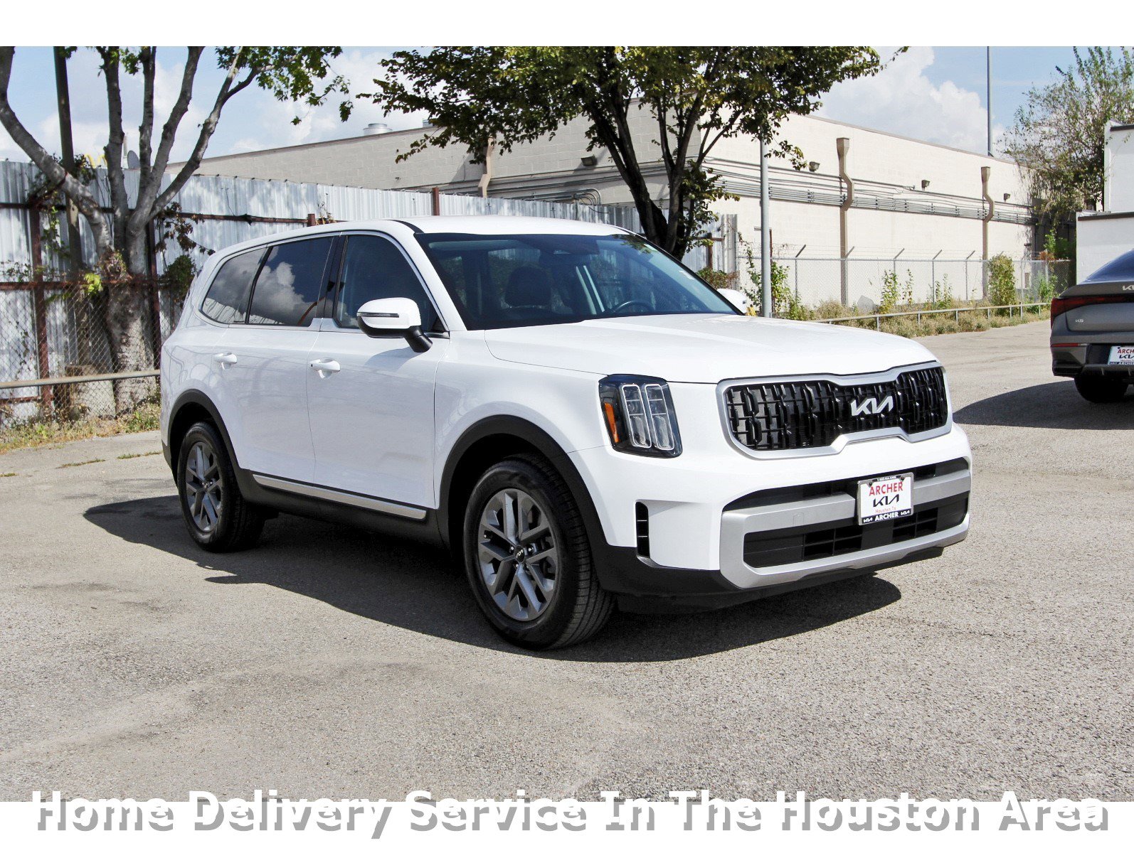 Used 2023 Kia Telluride LX
