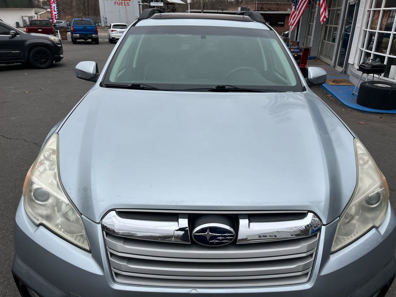 Used 2013 Subaru Outback 2.5i Limited w/ Moonroof Pkg AWD/4WD image 8
