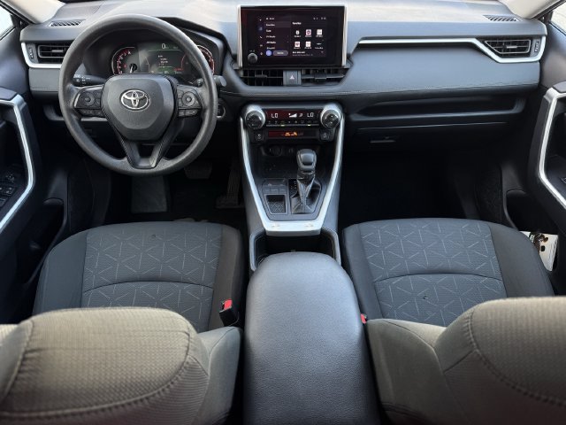 Used 2025 Toyota RAV4 XLE FWD image 11