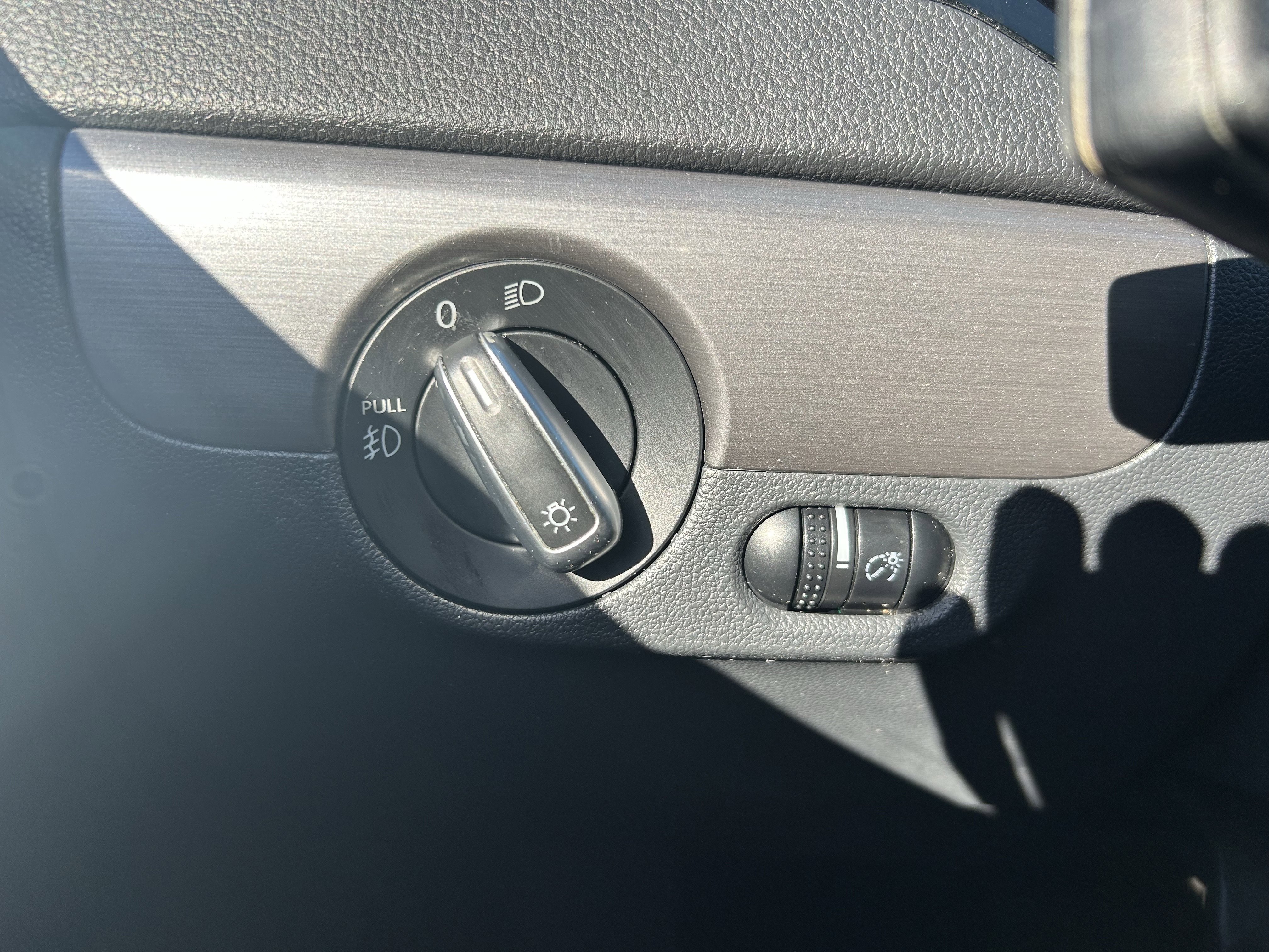 Used 2016 Volkswagen Jetta Sport image 19