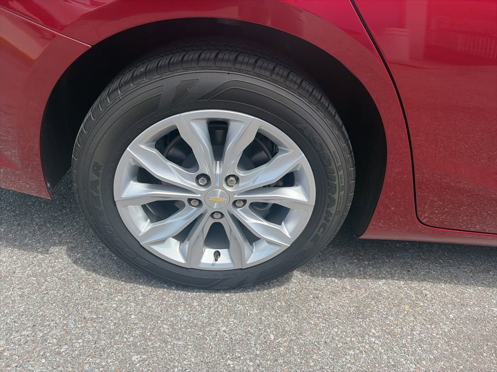 Used 2023 Chevrolet Malibu LT FWD image 10