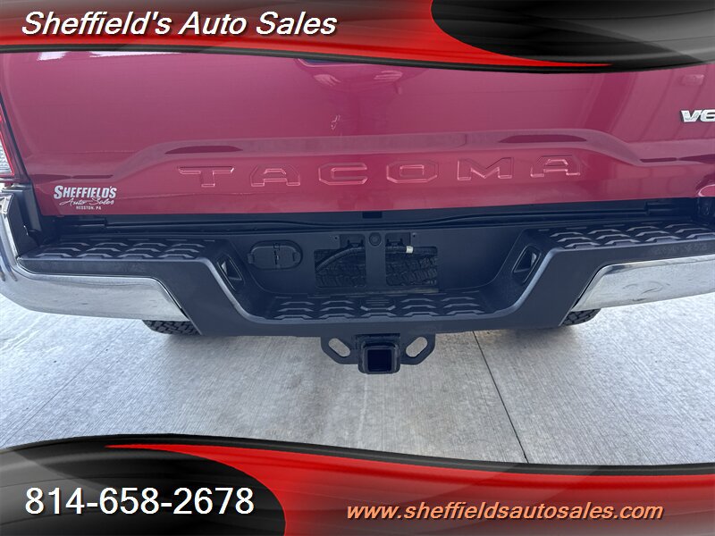 Used 2016 Toyota Tacoma TRD Off-Road w/ Towing Package AWD/4WD image 18
