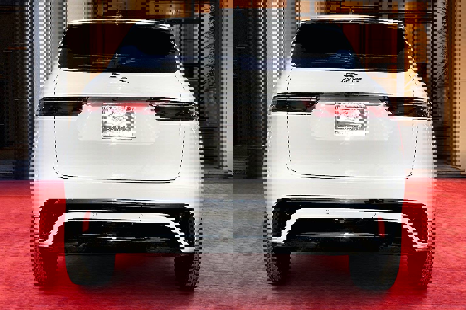 Used 2024 Jaguar F-PACE R-Dynamic S image 4