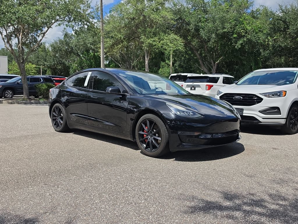 Used 2018 Tesla Model 3 Mid Range RWD image 2