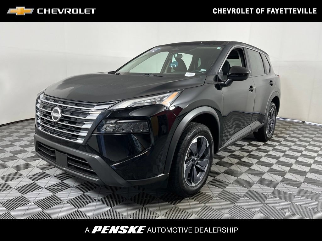 Used 2025 Nissan Rogue SV