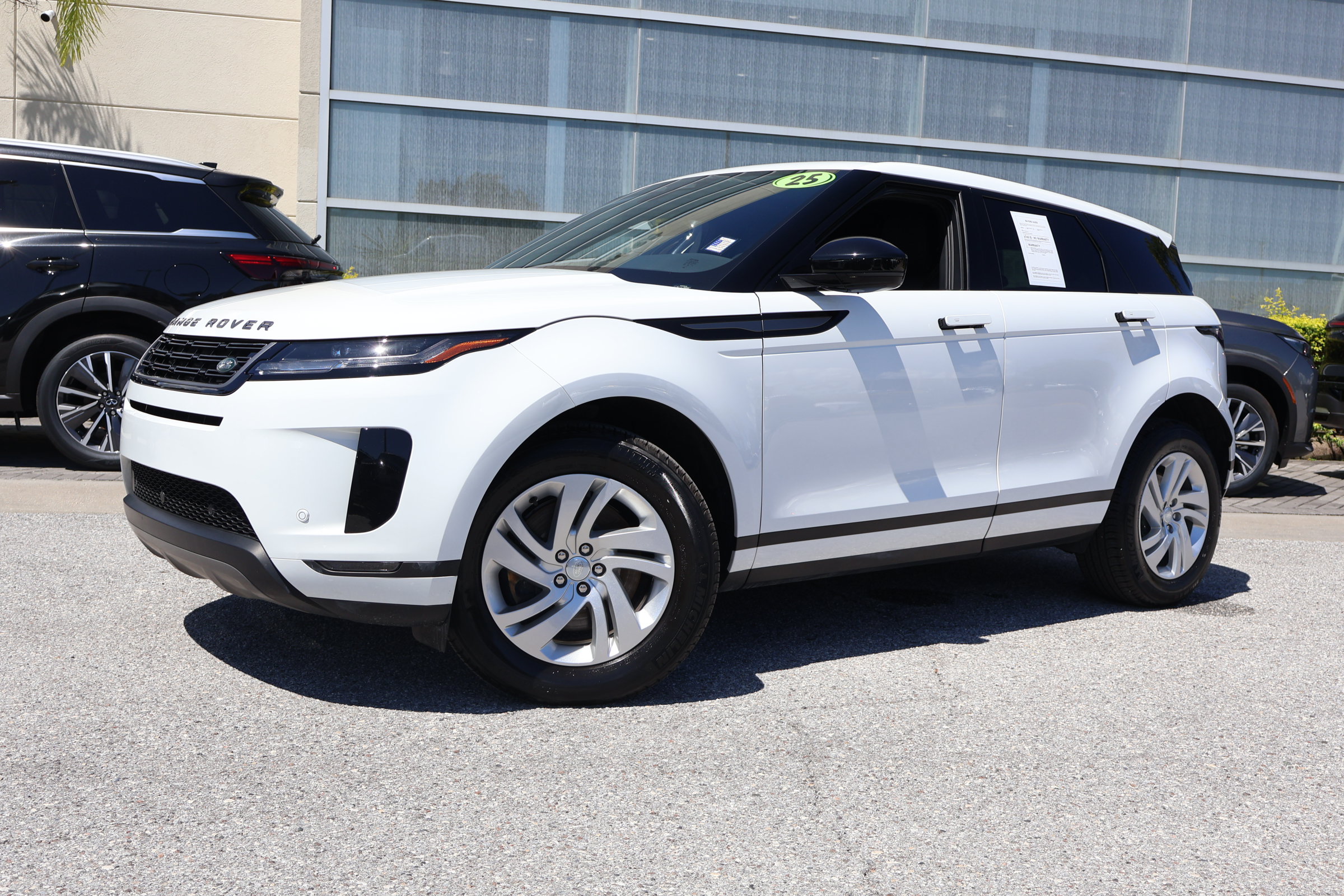 Used 2025 Land Rover Range Rover Evoque S AWD/4WD image 1