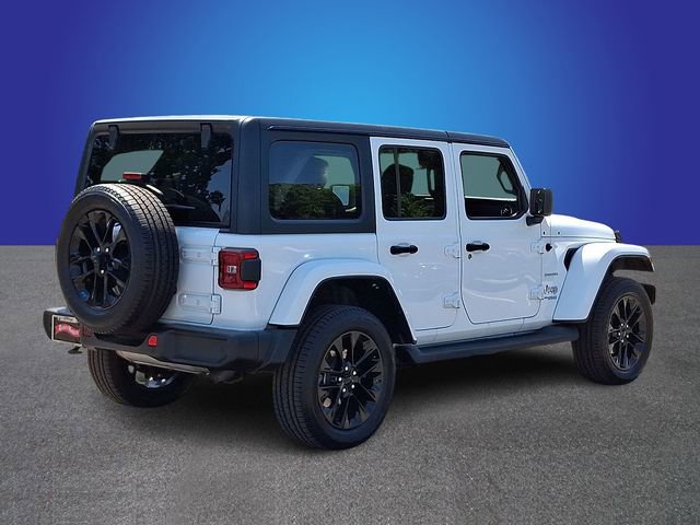 Used 2022 Jeep Wrangler Unlimited Sahara w/ Cold Weather Group AWD/4WD image 4