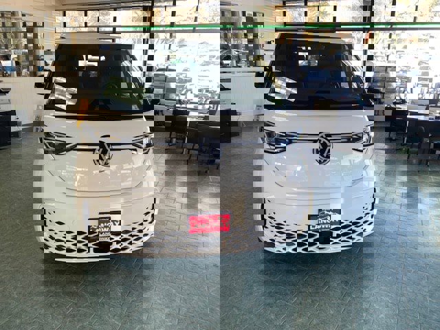 New 2025 Volkswagen ID. Buzz Pro S image 2