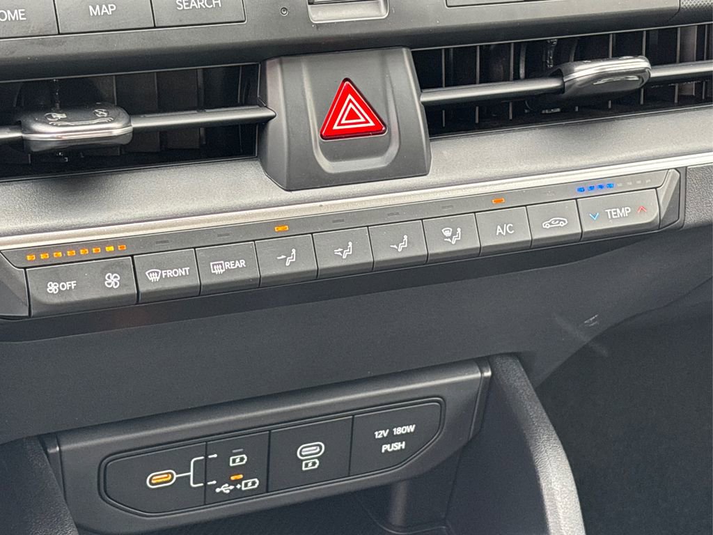 New 2026 Kia K4 FWD image 21