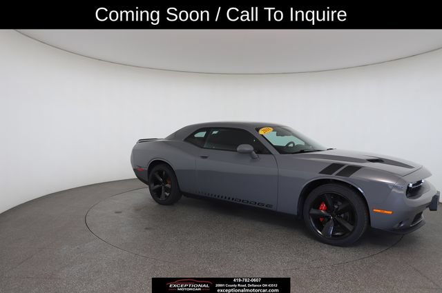 Used 2018 Dodge Challenger SXT RWD image 26