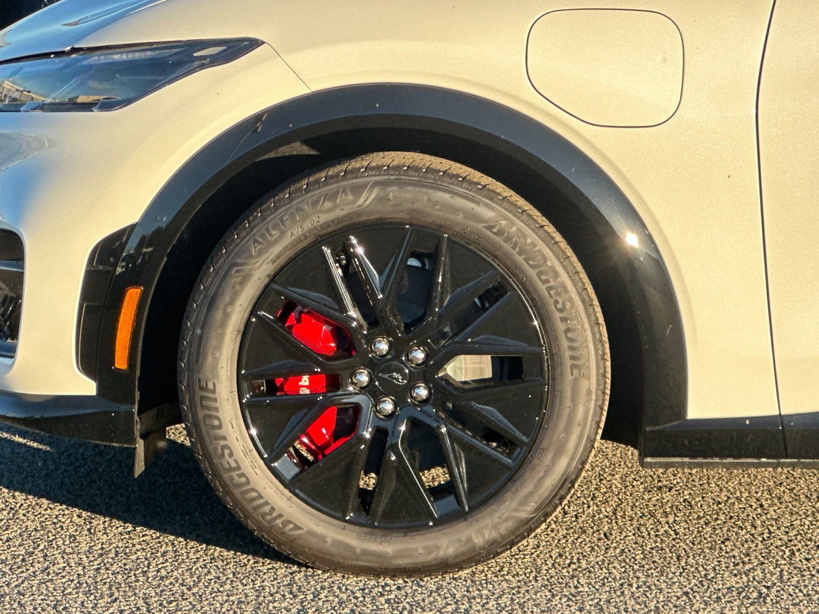 New 2025 Ford Mustang Mach-E Premium w/ Sport Appearance Package AWD/4WD image 33